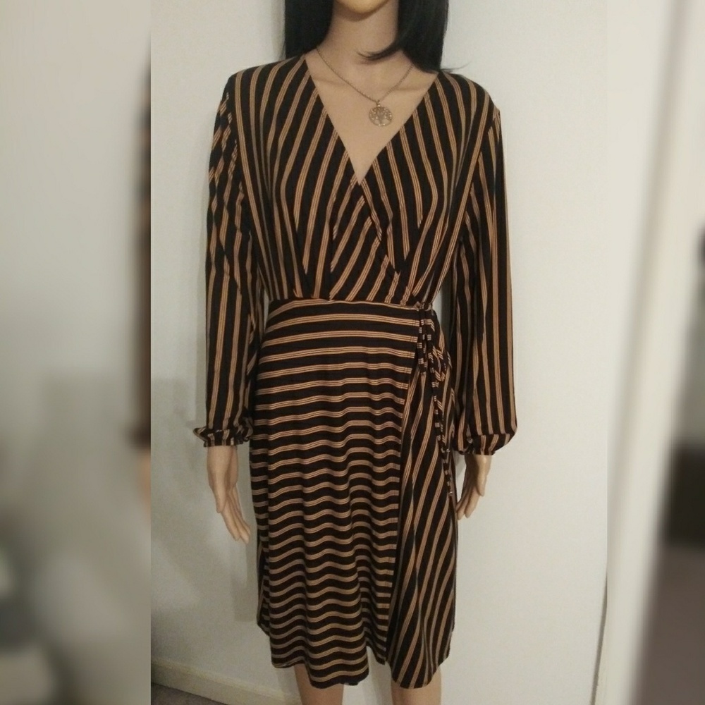Peppermint Wrap Front Dress👗